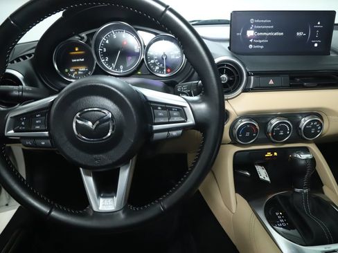 Used 2024 MAZDA MX-5 Miata Grand Touring RWD image 26