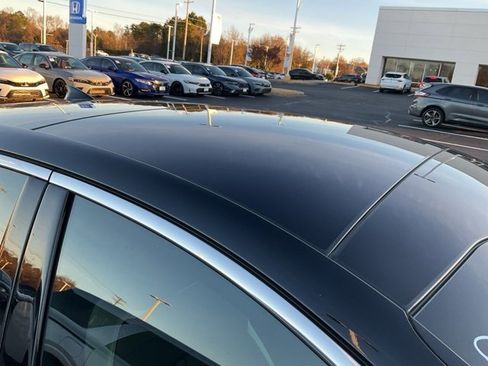 Used 2025 Kia K5 GT-Line w/ GT-Line Premium Package image 4