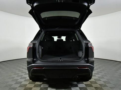 Used 2025 Chevrolet Equinox RS w/ Safety and Technology Package image 25