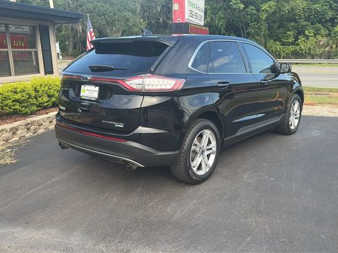 Used 2018 Ford Edge Titanium w/ Equipment Group 301A FWD image 7
