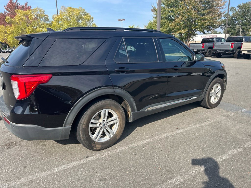 Used 2021 Ford Explorer XLT w/ Class III Trailer Tow Package AWD/4WD image 5
