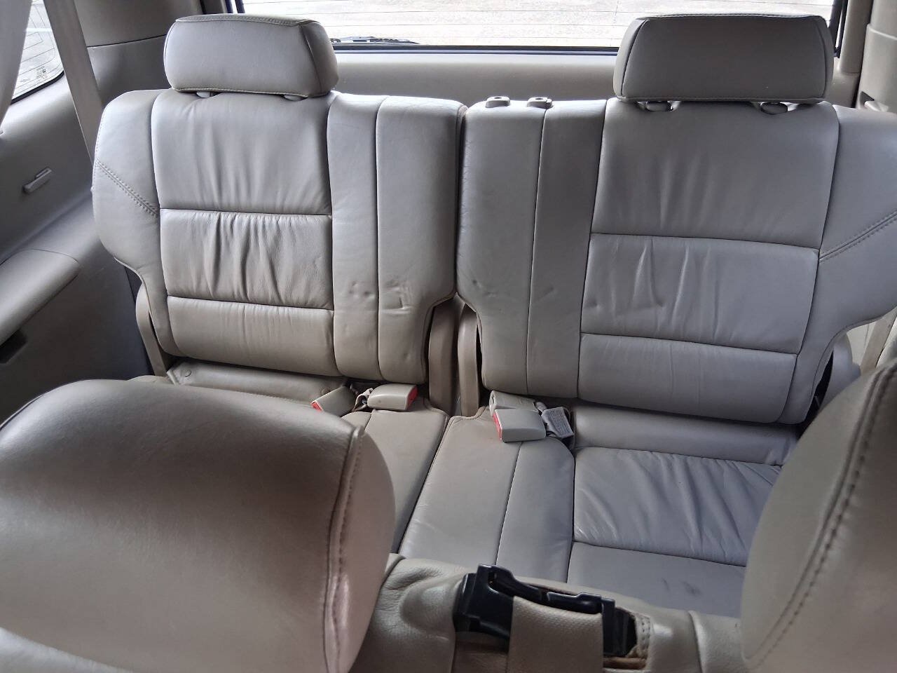 Used 2007 Toyota Sequoia SR5 RWD image 15