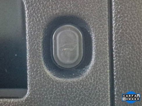 Used 2020 Chevrolet Tahoe LT image 28