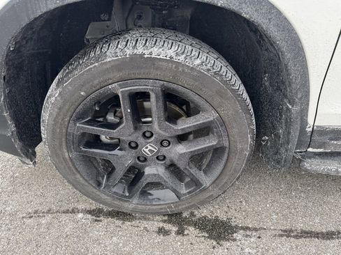 Used 2025 Honda Passport Black Edition image 6