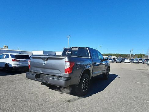 Used 2019 Nissan Titan PRO-4X image 5