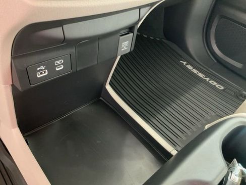 New 2026 Honda Odyssey EX-L image 14