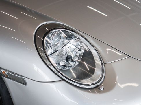Used 2005 Porsche 911 Carrera S image 25
