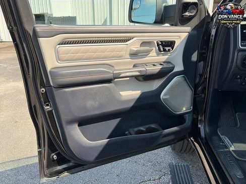 Used 2025 RAM 1500 Tungsten w/ Off Road Group AWD/4WD image 10