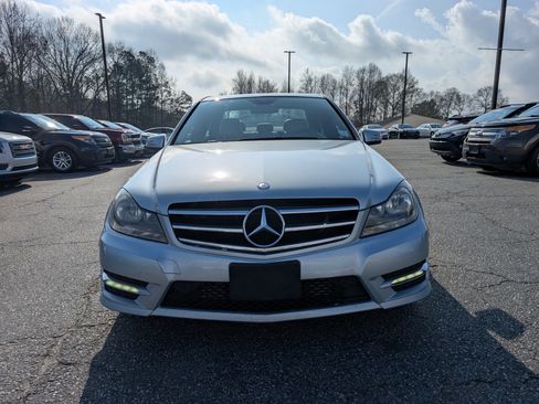 Used 2014 Mercedes-Benz C 250 Luxury image 2