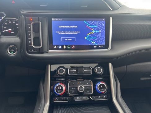 Used 2021 GMC Yukon Denali w/ Advanced Technology Package image 28