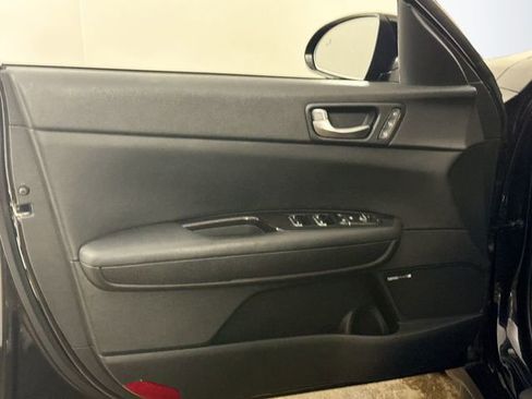Used 2020 Kia Optima Premium image 21