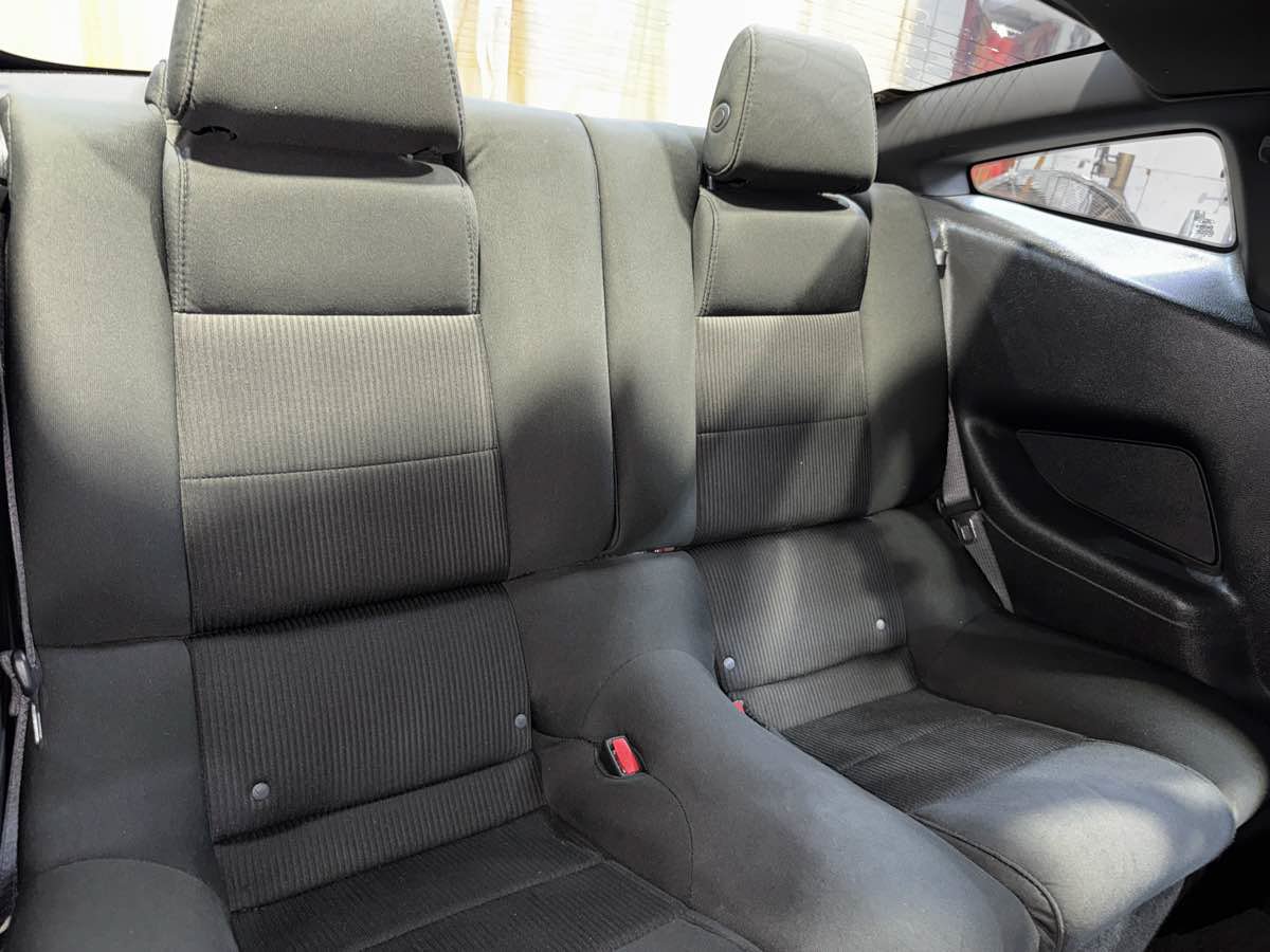 Used 2013 Ford Mustang Coupe RWD image 20