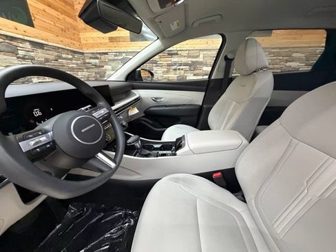 Certified 2026 Hyundai Tucson SEL Plus AWD/4WD image 13