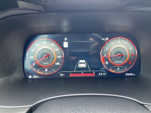 Used 2024 Hyundai Palisade Calligraphy image 15