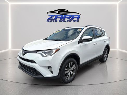 Used 2016 Toyota RAV4 XLE AWD/4WD image 3