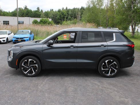 Used 2024 Mitsubishi Outlander SE Black Edition AWD/4WD image 5