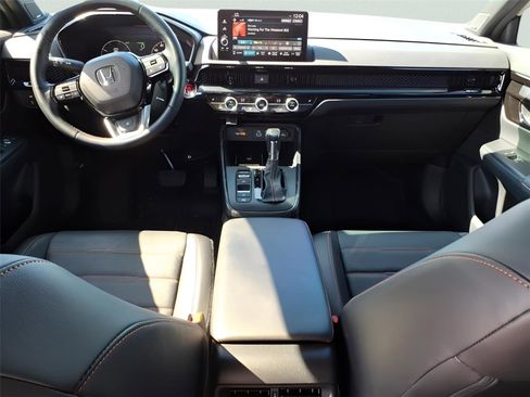 Used 2025 Honda CR-V Sport Touring image 2