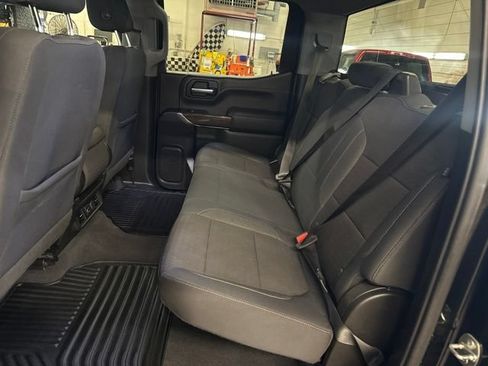 Used 2019 GMC Sierra 1500 SLE w/ SLE Value Package AWD/4WD image 22