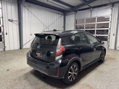 Used 2018 Toyota Prius C Three image 14