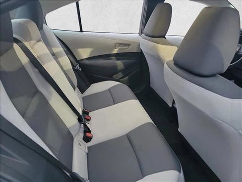 Used 2025 Toyota Corolla LE FWD image 16
