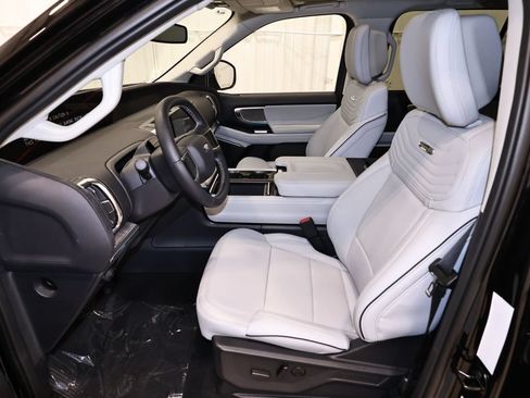 New 2026 Ford Expedition Platinum w/ Platinum Ultimate Package AWD/4WD image 12