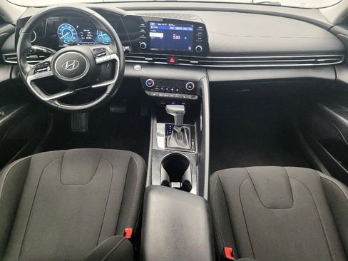 Used 2022 Hyundai Elantra SEL w/ Convenience Package FWD image 22