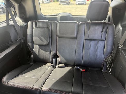 Used 2016 Dodge Grand Caravan R/T FWD image 20