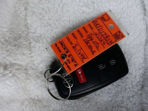 Used 2024 Toyota Tacoma TRD Off-Road AWD/4WD image 22