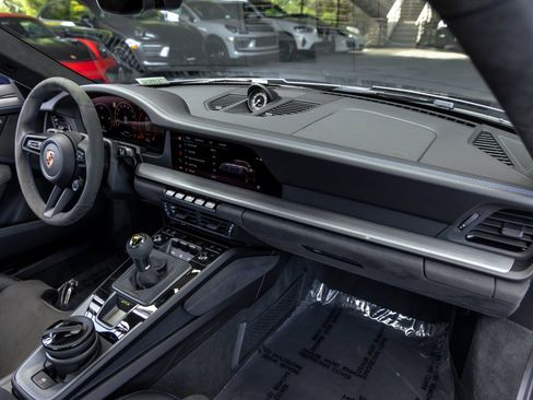 Certified 2026 Porsche 911 GT3 RWD image 53