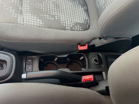 Used 2020 Chevrolet Sonic LT image 18