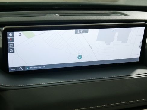 Used 2023 Genesis G80 image 30