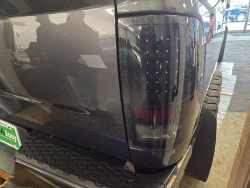 Used 2017 RAM 1500 Express image 16