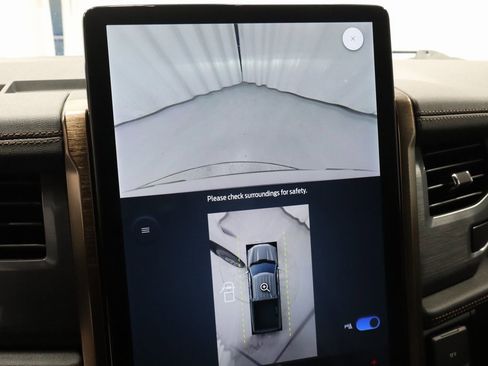 Certified 2023 Ford F150 Lightning Lariat image 3