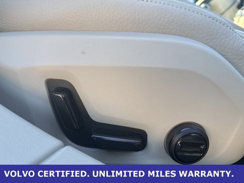 Certified 2025 Volvo S60 B5 Core image 10