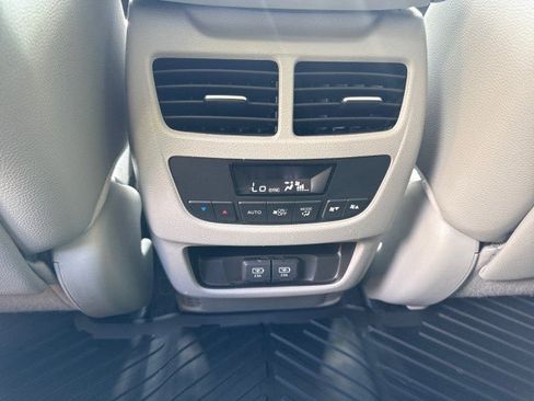 Used 2020 Acura MDX FWD image 38
