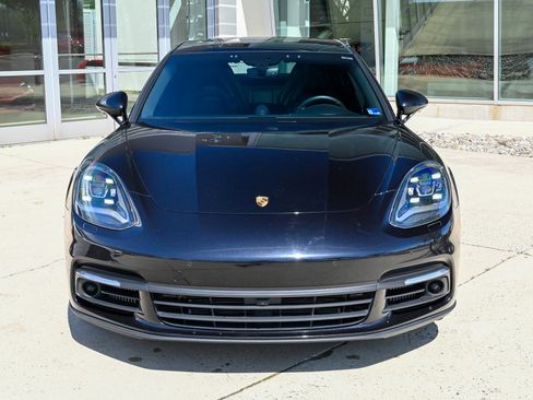 Used 2018 Porsche Panamera 4S AWD/4WD image 2