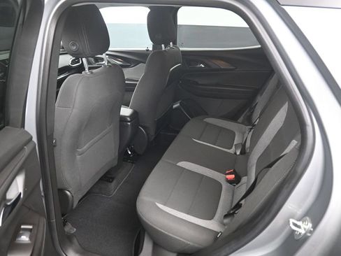 Used 2023 Chevrolet TrailBlazer LT FWD image 10