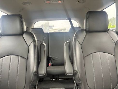 Used 2017 Buick Enclave Premium AWD/4WD image 13