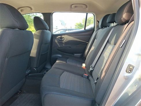 Used 2023 Nissan Leaf S image 10