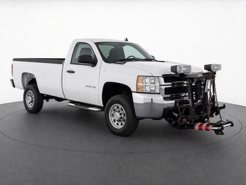 Used 2010 Chevrolet Silverado 2500 W/T w/ Snow Plow Prep Package AWD/4WD image 2