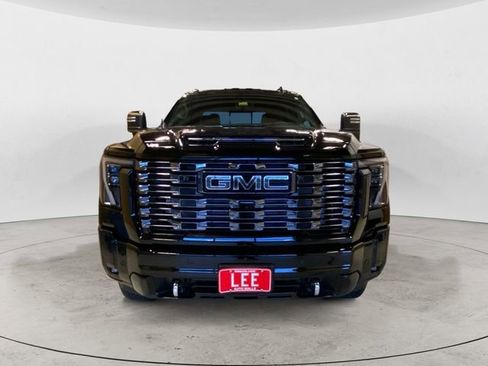 New 2026 GMC Sierra 2500 Denali Ultimate image 9