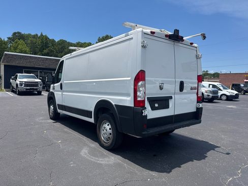 Used 2020 RAM ProMaster 2500 FWD image 3