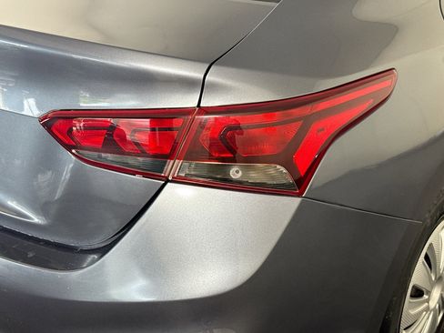 Used 2018 Hyundai Accent SE image 33