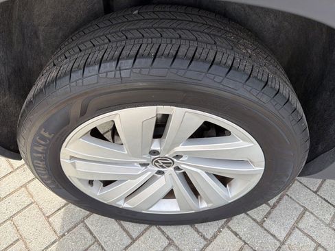 Used 2023 Volkswagen Atlas Cross Sport SE AWD/4WD image 6