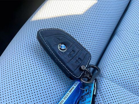 Used 2023 BMW X5 xDrive40i w/ Premium Package image 34