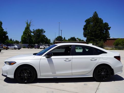 Used 2026 Honda Civic Sport image 3