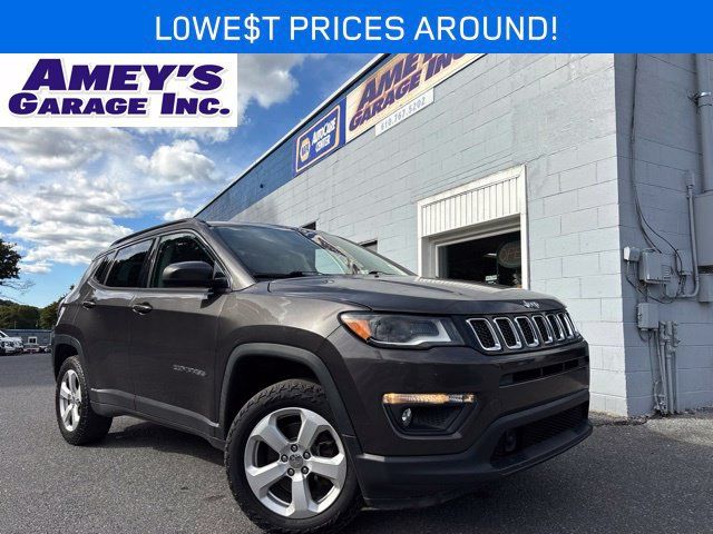 Used 2018 Jeep Compass Latitude w/ Popular Equipment Group AWD/4WD image 1