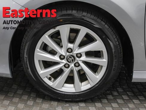 Used 2023 Toyota Camry LE image 32