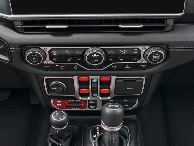 Used 2024 Jeep Wrangler Unlimited Rubicon 392 AWD/4WD image 21