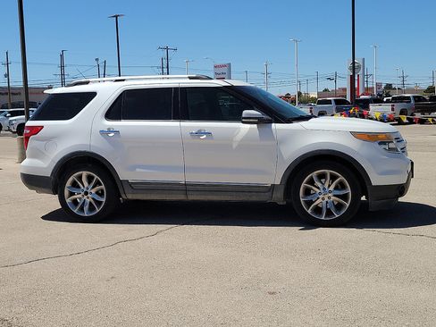 Used 2011 Ford Explorer Limited w/ 301A Rapid Spec Order Code FWD image 5